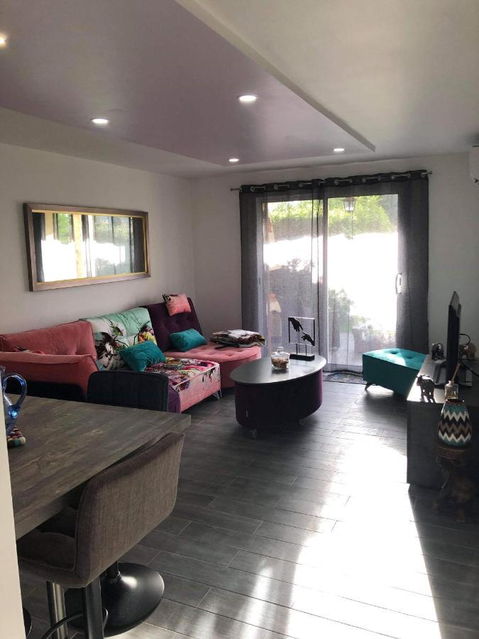 Agay Le Pti Bonheur 60M2 Rez De Jardin, En Bord De Mer Saint-Raphael  Bagian luar foto
